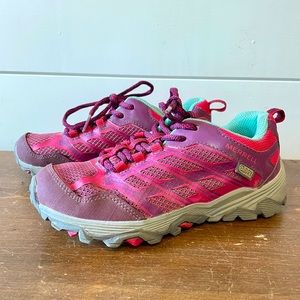 Merrill Girls Hiking Shoes Size 1